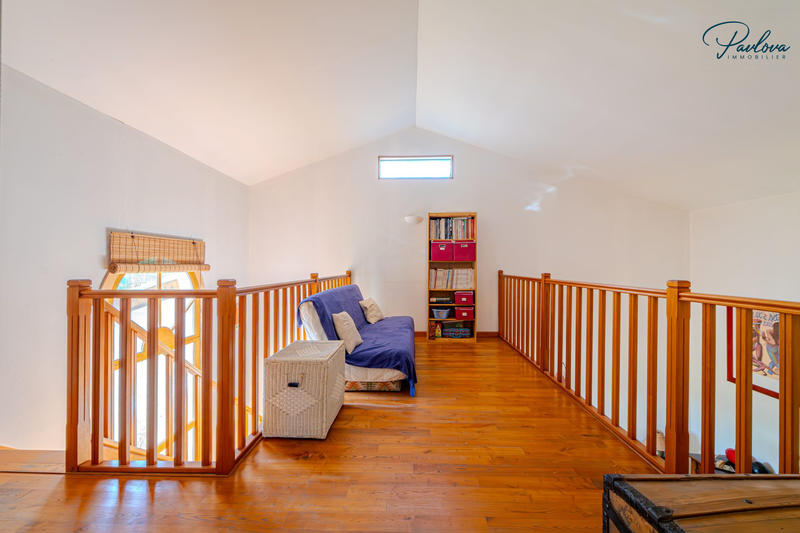 Maison - 171 m² - 7 pièces