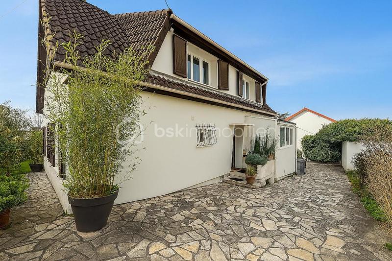 Maison - 175 m² - 7 pièces