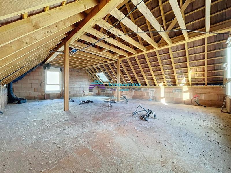 Maison traditionnelle - 97 m² - 4 pièces