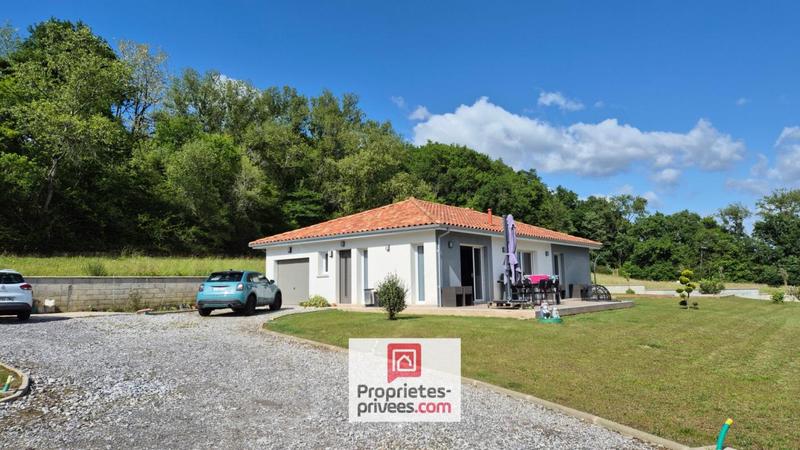 Maison - 102 m² - 4 pièces
