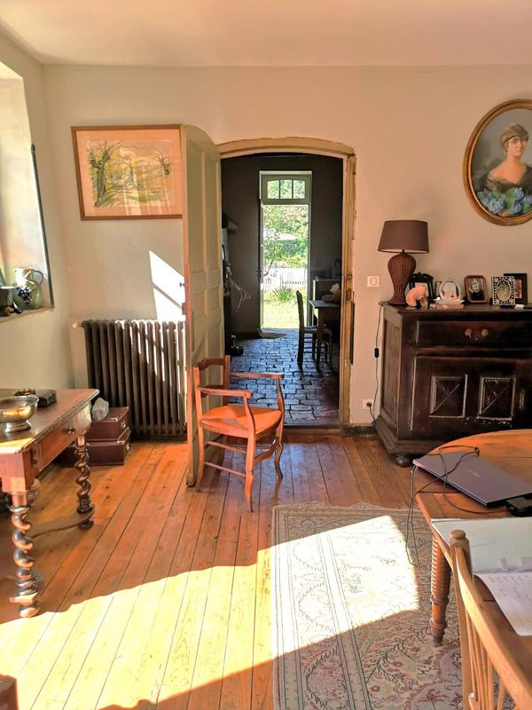 Maison - 260 m² - 8 pièces