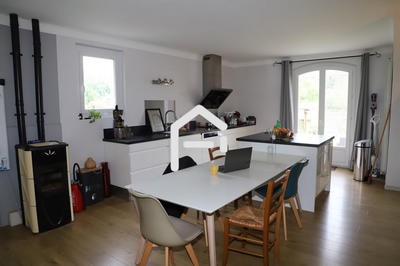 Maison - 620 m² - 20 pièces