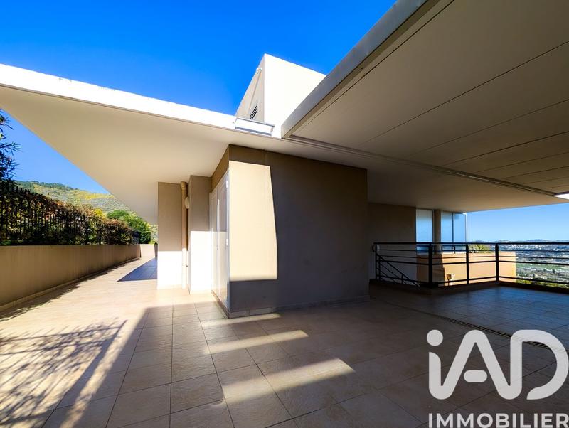 Appartement - 87 m² - 4 pièces