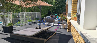 Maison - 326 m² - 10 pièces