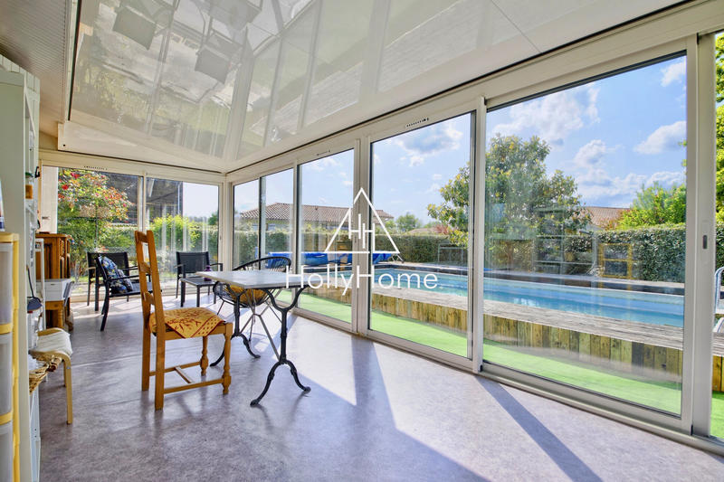 Maison - 90 m² - 4 pièces