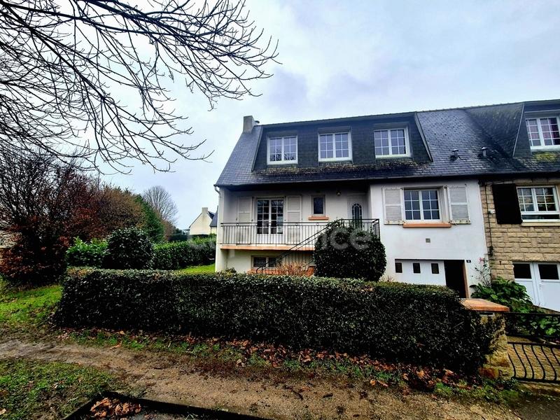 Maison - 83 m² - 5 pièces