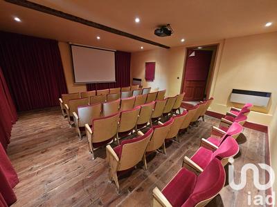 Château - 2 980 m² - 26 pièces