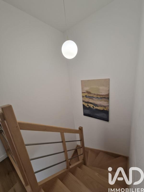 Maison - 99 m² - 5 pièces