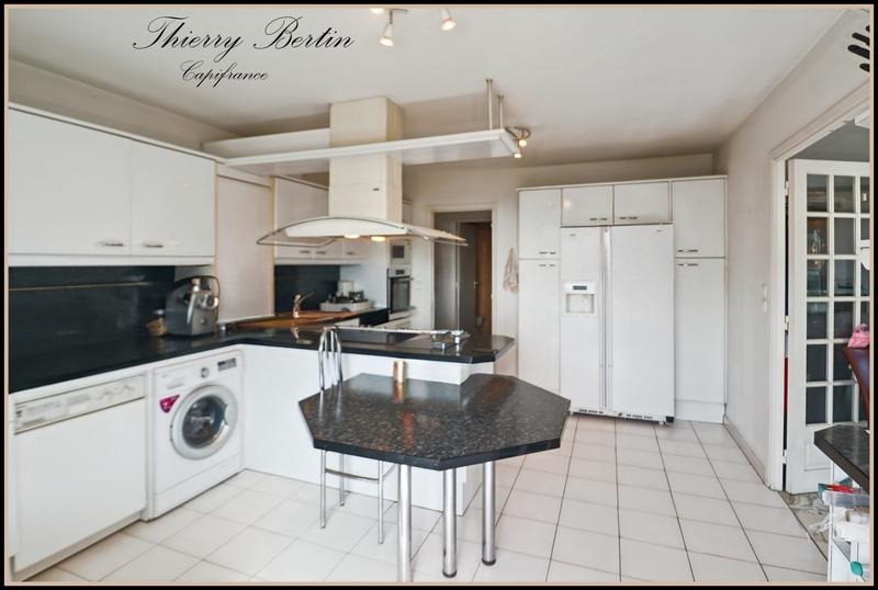 Appartement - 210 m² - 5 pièces