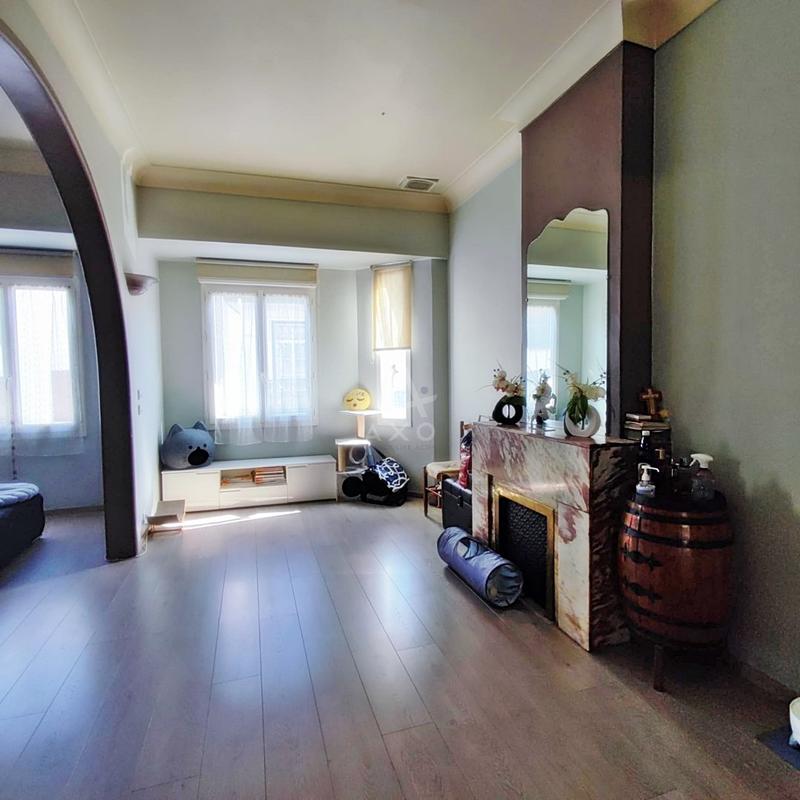 Maison - 161 m² - 6 pièces