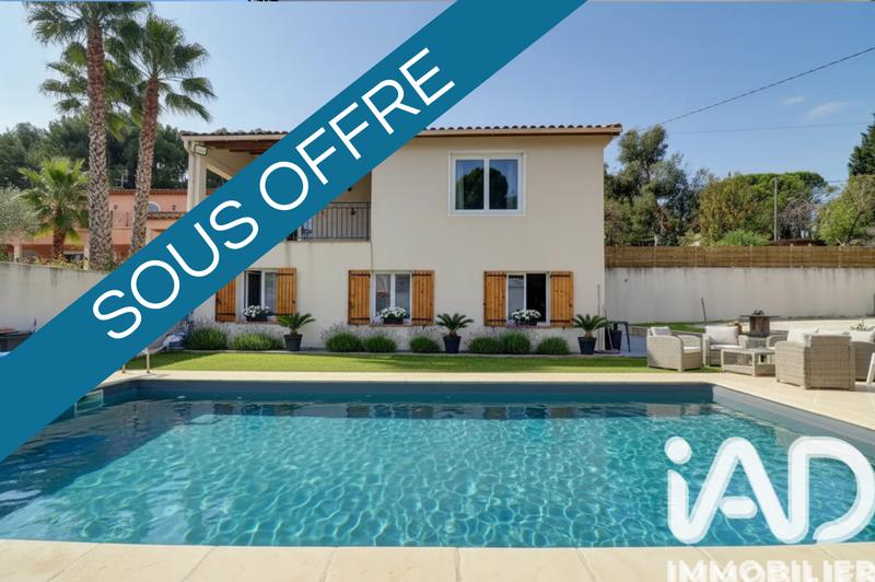 Maison - 122 m² - 5 pièces