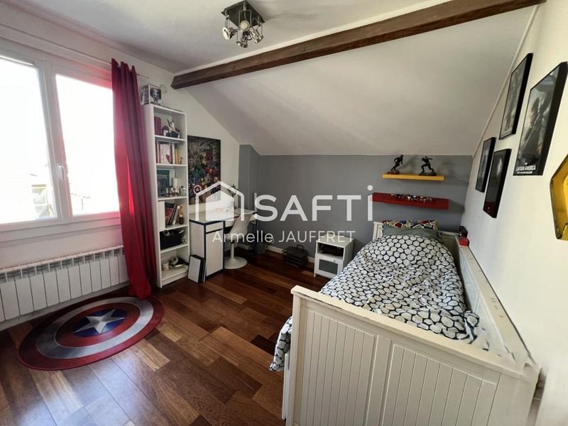 Maison - 115 m² - 5 pièces
