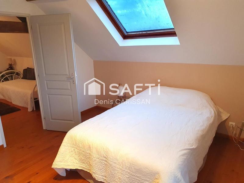 Maison - 316 m² - 13 pièces