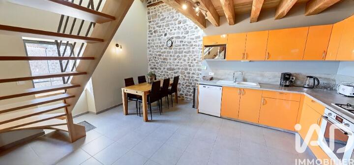 Maison - 465 m² - 18 pièces