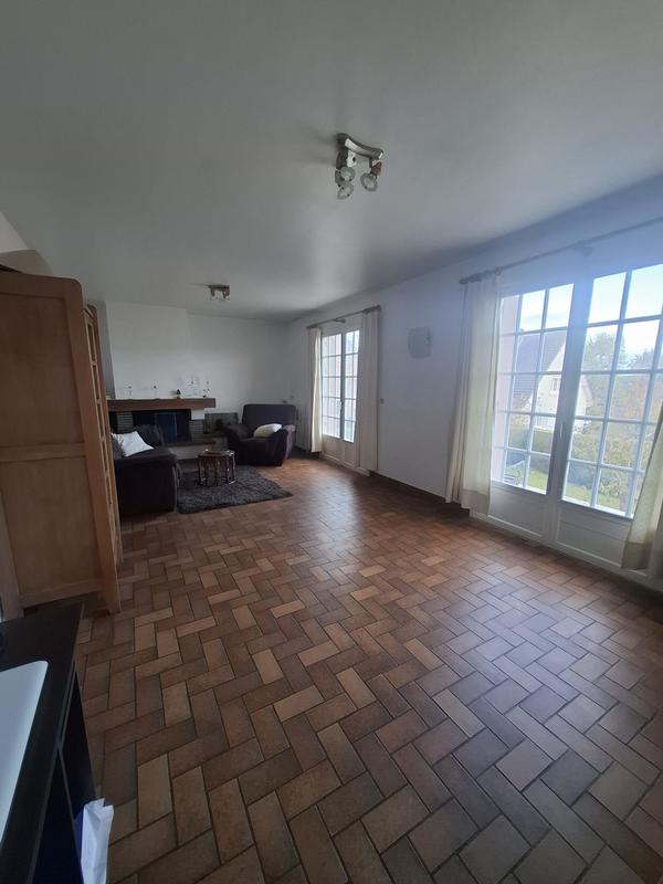 Maison - 92 m² - 5 pièces