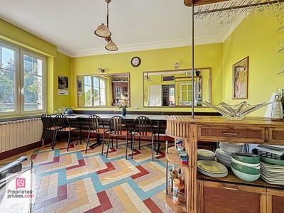 Maison - 167 m² - 7 pièces