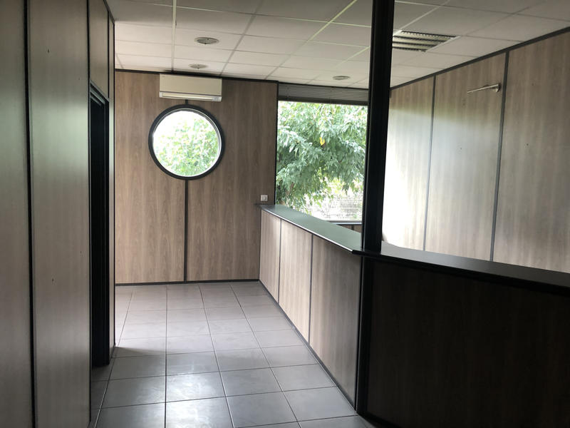 Local d'activités - 2 236 m²