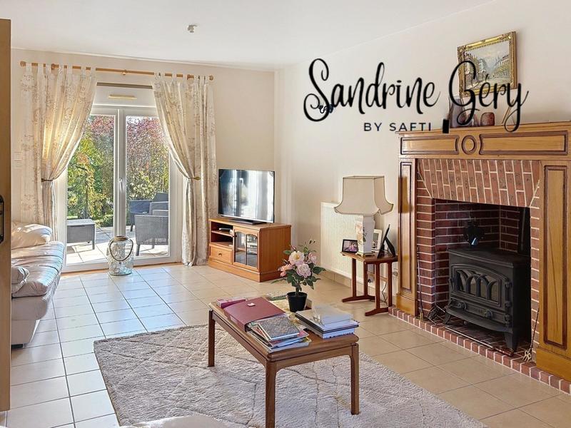 Maison - 90 m² - 6 pièces