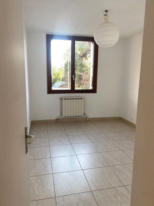 Appartement - 76 m² - 3 pièces