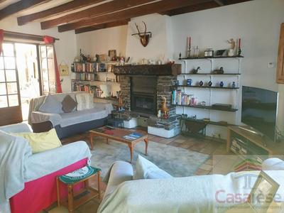 Maison en pierre - 101 m² - 6 pièces