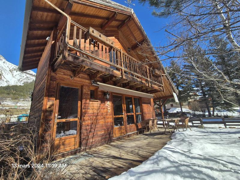 Maison - 839 m² - 14 pièces