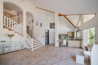 Maison - 184 m² - 5 pièces