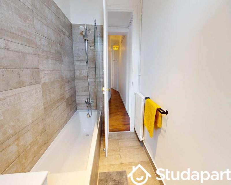 Chambre - 190 m² - 1 pièce