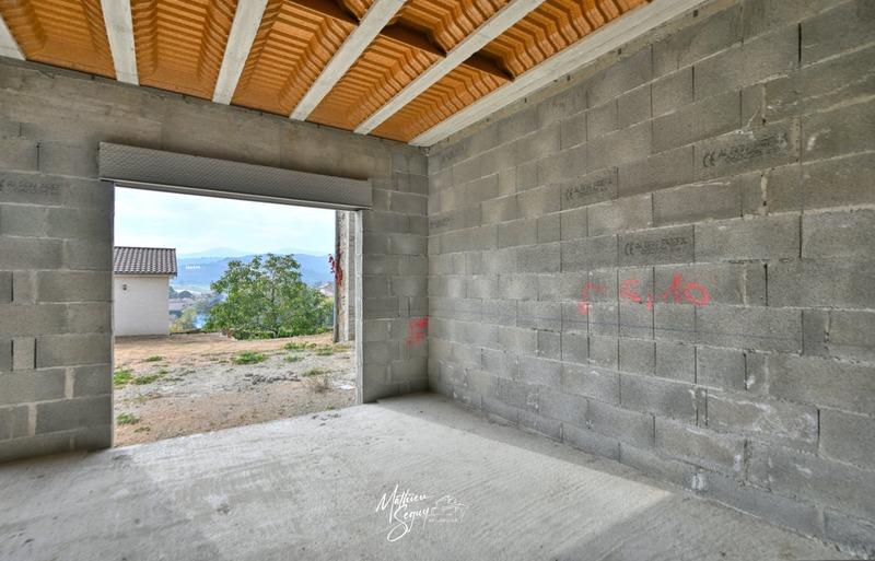 Maison - 190 m² - 6 pièces