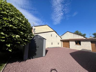 Maison - 144 m² - 6 pièces