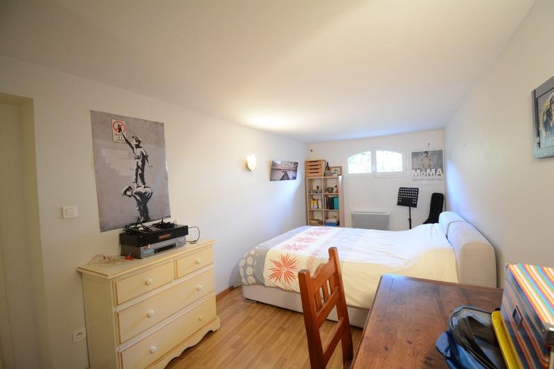 Maison - 229 m² - 8 pièces