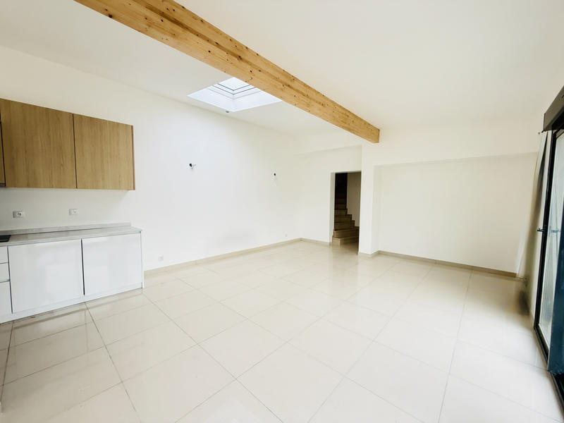 Maison - 104 m² - 4 pièces
