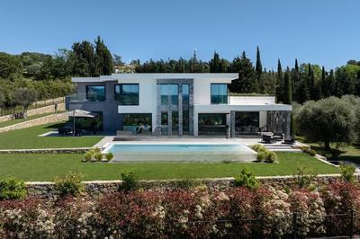 Villa - 440 m² - 8 pièces