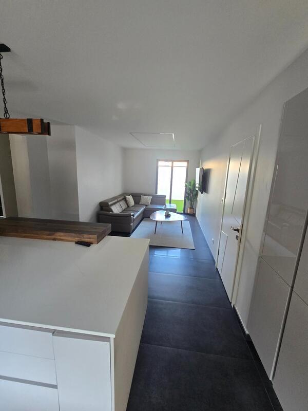 Maison - 145 m² - 6 pièces