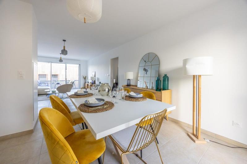 Appartement - 95 m² - 4 pièces