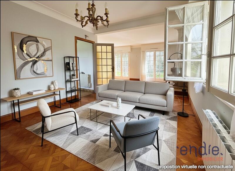 Maison - 137 m² - 5 pièces