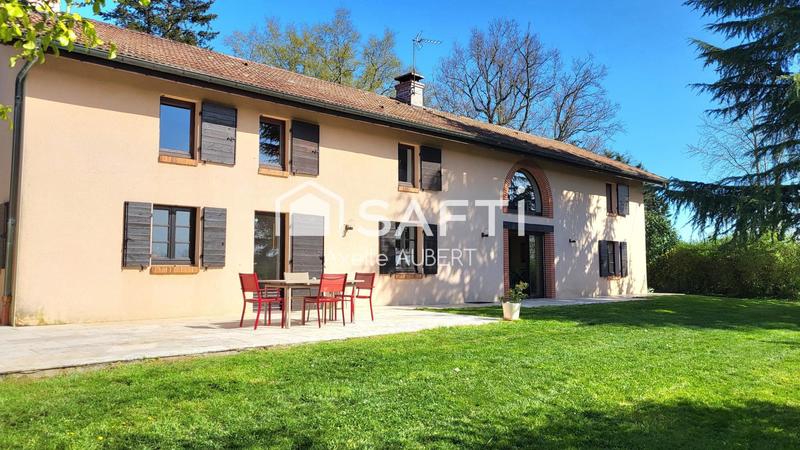 Maison - 401 m² - 14 pièces