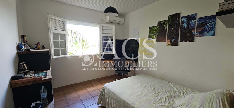 Maison - 177 m² - 8 pièces