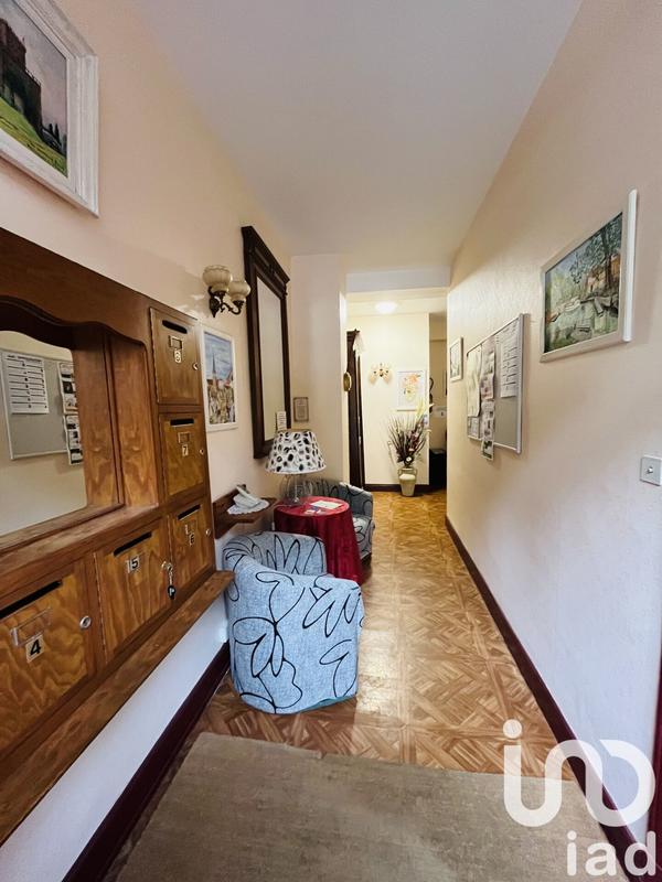 Maison - 203 m² - 12 pièces