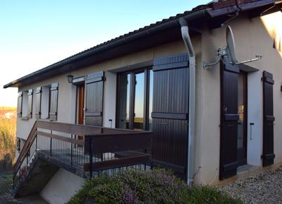 Maison traditionnelle - 79 m² - 4 pièces