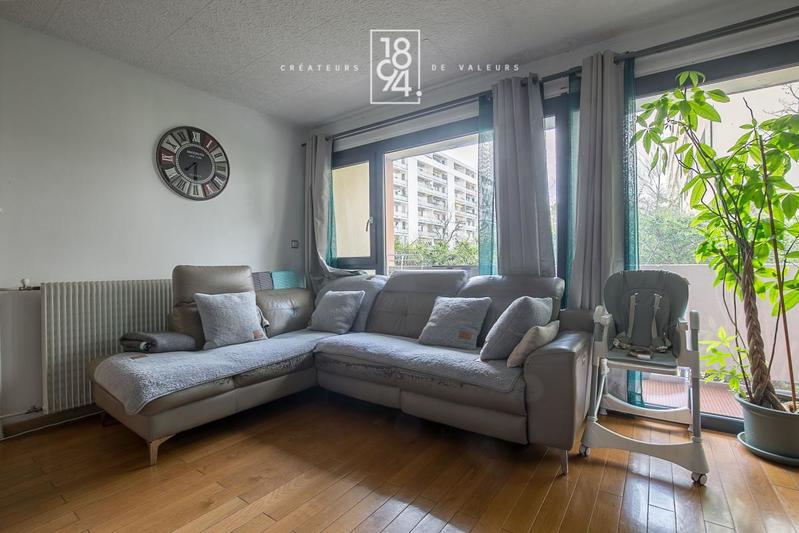 Appartement - 70 m² - 3 pièces