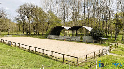 Maison - 180 m² - 6 pièces