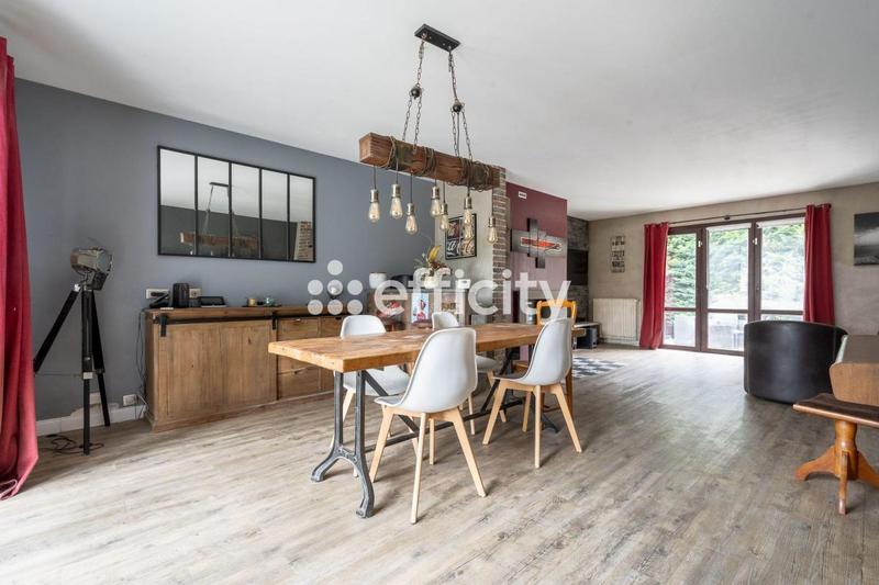 Maison - 165 m² - 5 pièces