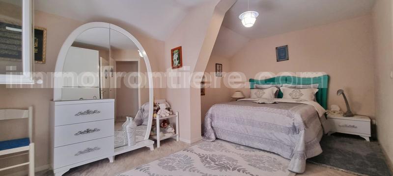 Maison d'architecte - 175 m² - 7 pièces