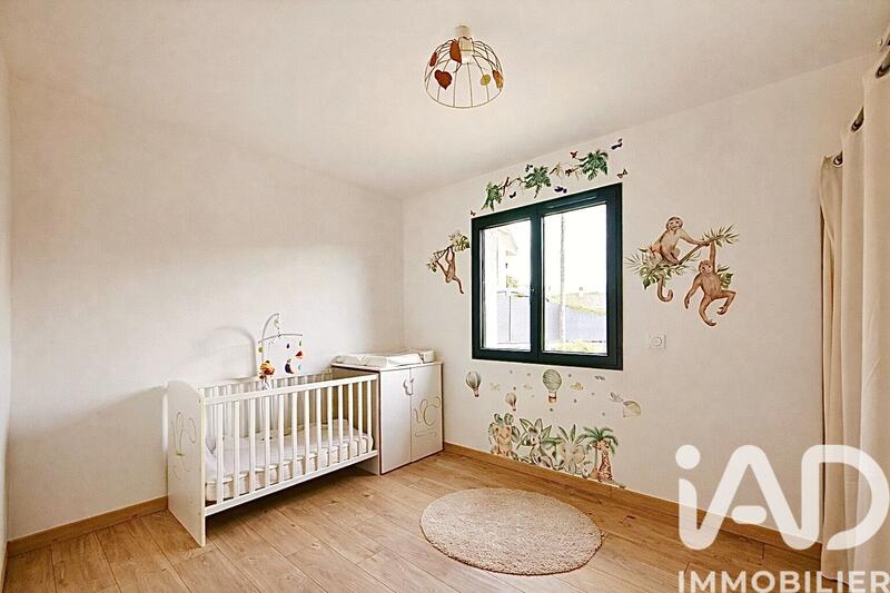 Maison - 92 m² - 4 pièces