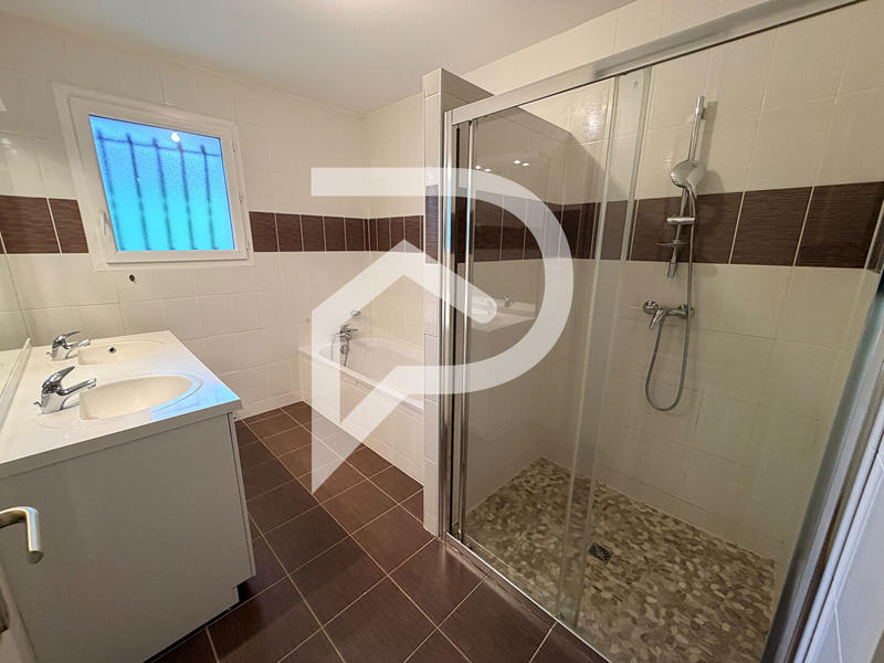 Maison - 106 m² - 4 pièces