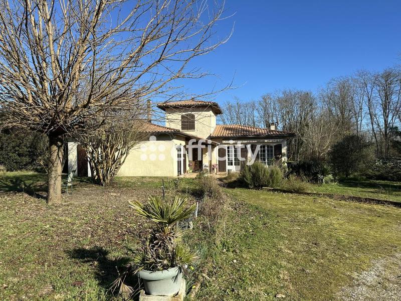 Maison - 148 m² - 7 pièces