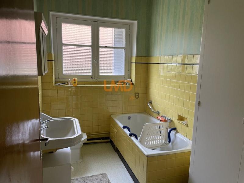 Maison - 127 m² - 8 pièces