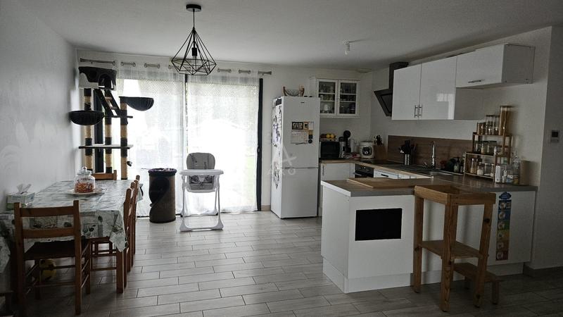 Maison - 82 m² - 4 pièces