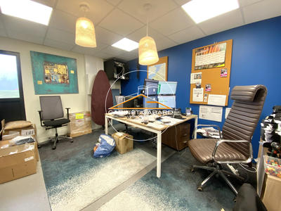 Fonds de commerce - 81 m²