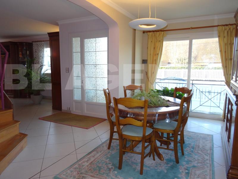 Maison - 106 m² - 4 pièces